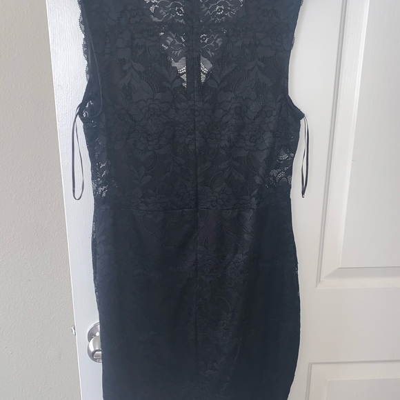 GUESS Black Lace Dress - Picture 5 of 8